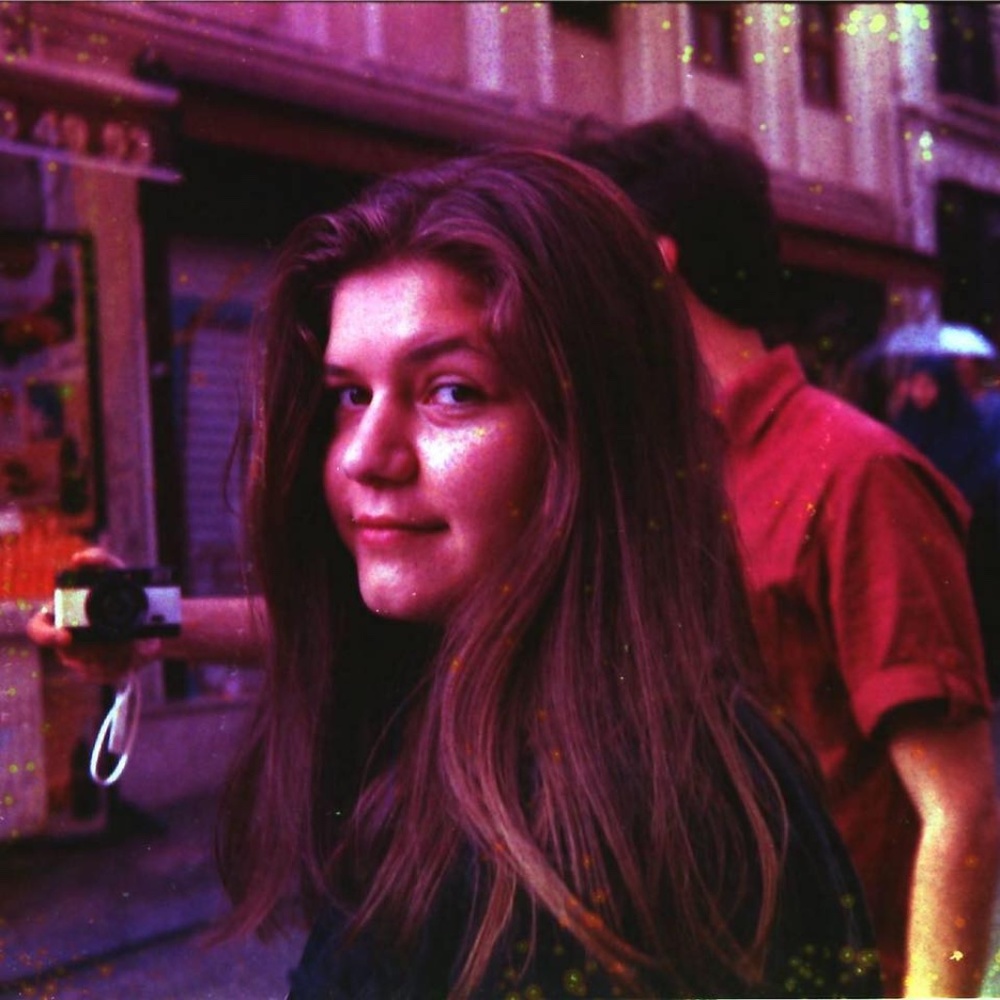 Meet your Posher, Pinar